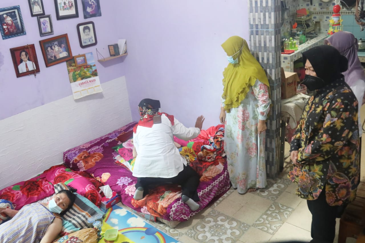 Layuh Mensos Siapkan Terapis dan Alat Bantu untuk Anak Penderita Lumpuh Layuh ...
